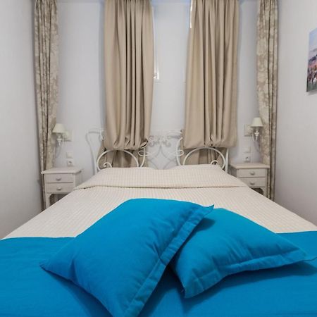 Moriel Seaside Homes Suites Елия Екстериор снимка