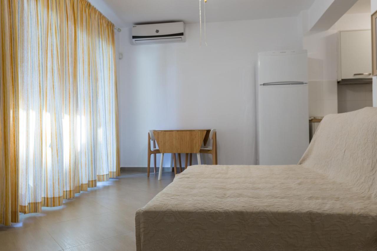 Moriel Seaside Homes Suites Елия Екстериор снимка