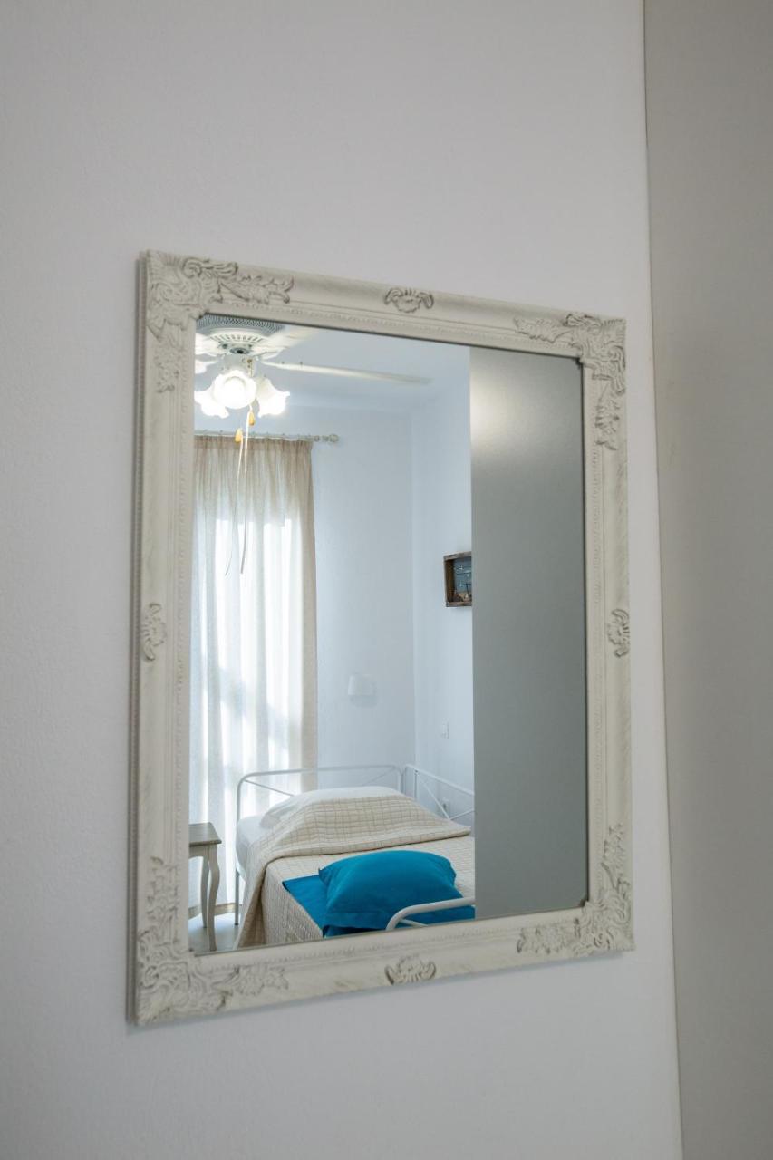 Moriel Seaside Homes Suites Елия Екстериор снимка