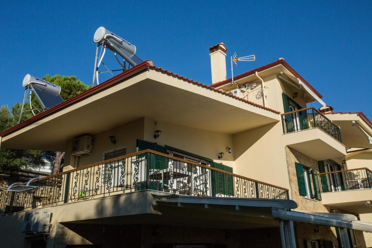 Moriel Seaside Homes Suites Елия Екстериор снимка